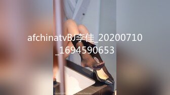 小伙偷情美熟妇