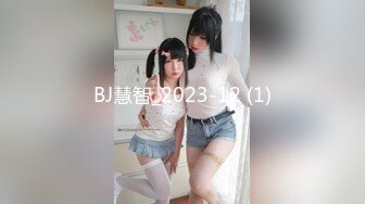 蜜臀少女JK美少女，无套和炮友各种体位做爱，大美臀，后入、女上位都骚叫的不行，最后内射爽歪歪！