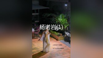  满背纹身清纯反差双马尾萌妹，边操边揉捏奶头，一上一下主动套弄，扶着屁股后入拍打