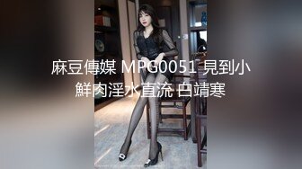   露脸姐妹花与两个大哥酒店激情4P 口交大鸡巴浴室洗干净开始啪啪怕 让小哥边揉奶子边抽插