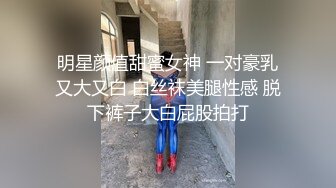 53岁超大奶老熟女用大黑牛自慰到高潮