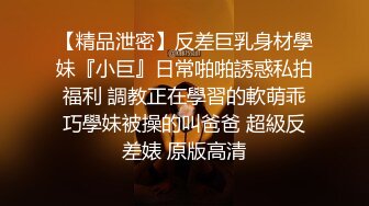 颜值不错的小宝贝穿着衣服跟小哥性爱啪啪