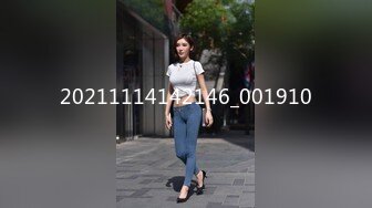 甜美妹子 洗完澡开操翘起屁股舔弄 上位骑乘大屁股上下套弄 抬腿侧入大力猛操