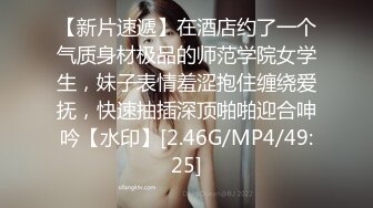 ❤️ Stripchat站，妖艳红唇御姐【reaowna】带眼镜御姐范，黑丝高跟鞋，大黑牛玩穴，粗大道具