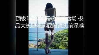 STP25244 【近日下海颜值女神】极度风骚，蓝色假屌卫生间自慰，新买道具试用，体验还不错高潮脸，爽的嘶嘶呻吟娇喘